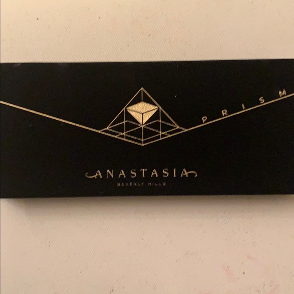COPY - Anastasia Beverly Hills prism Eye palette